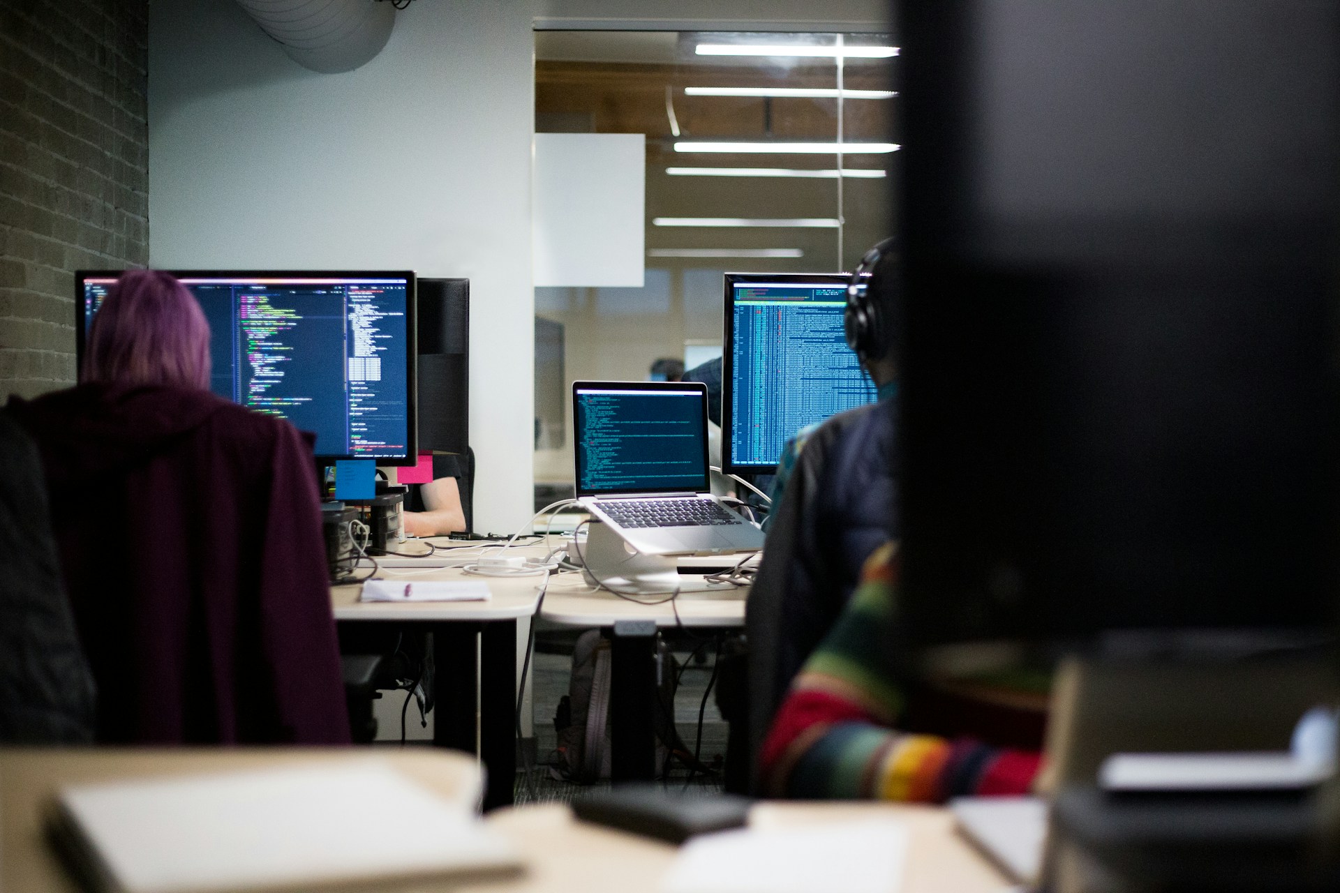 hack-capital-uv5_bsypFUM-unsplash-1